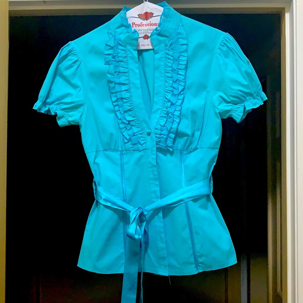 2B Bebe Ruffle Botton Down Top